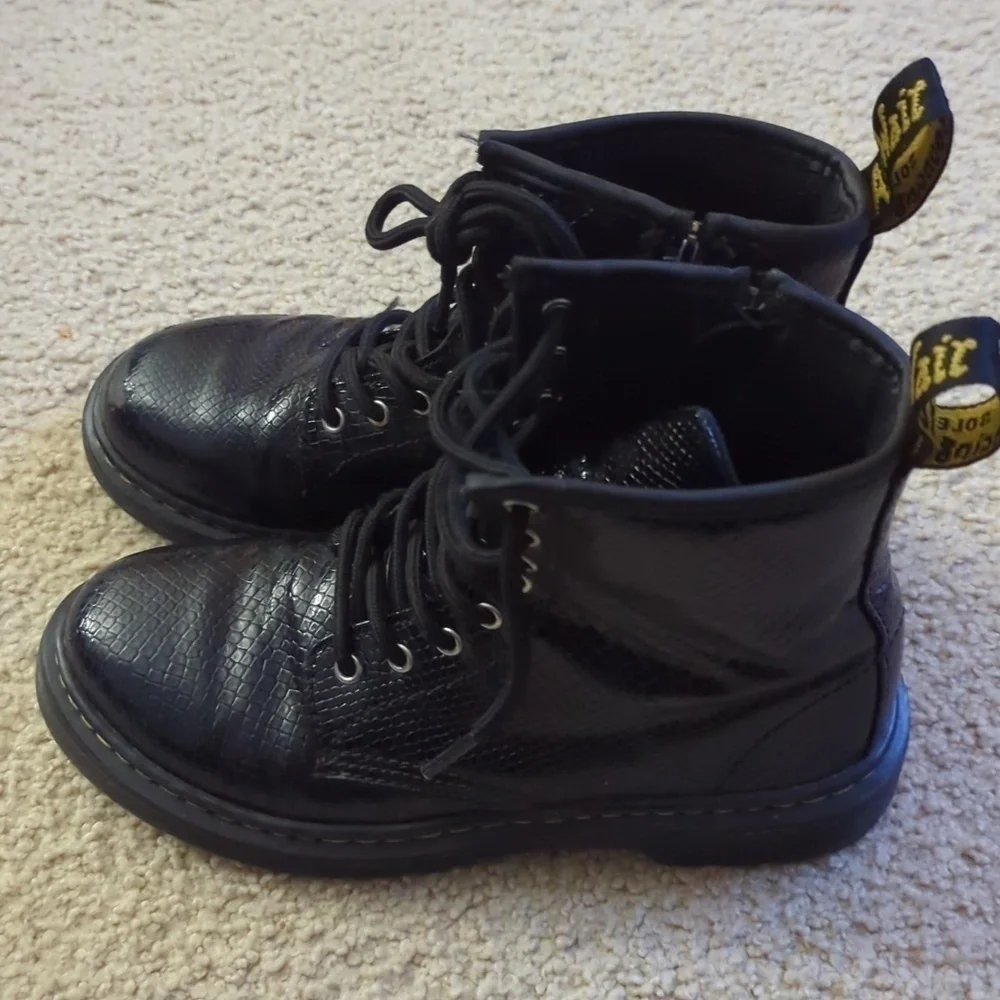 Dr Martens patent “snake skin” boots size 3